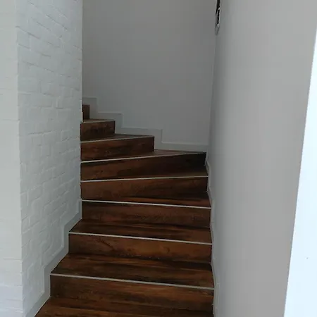 Toskana Lägenhet Nadarzyn